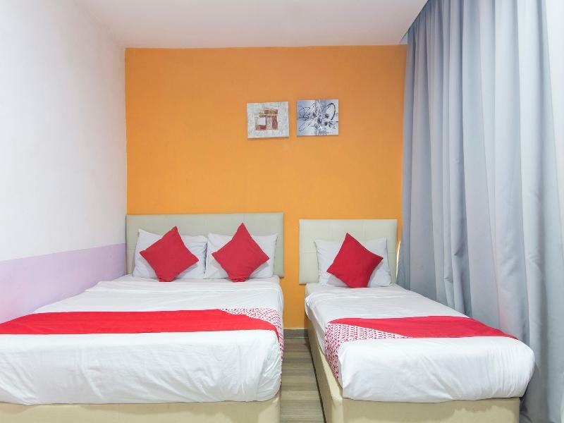 Oyo 419 City Boutique Hotel Банги Экстерьер фото